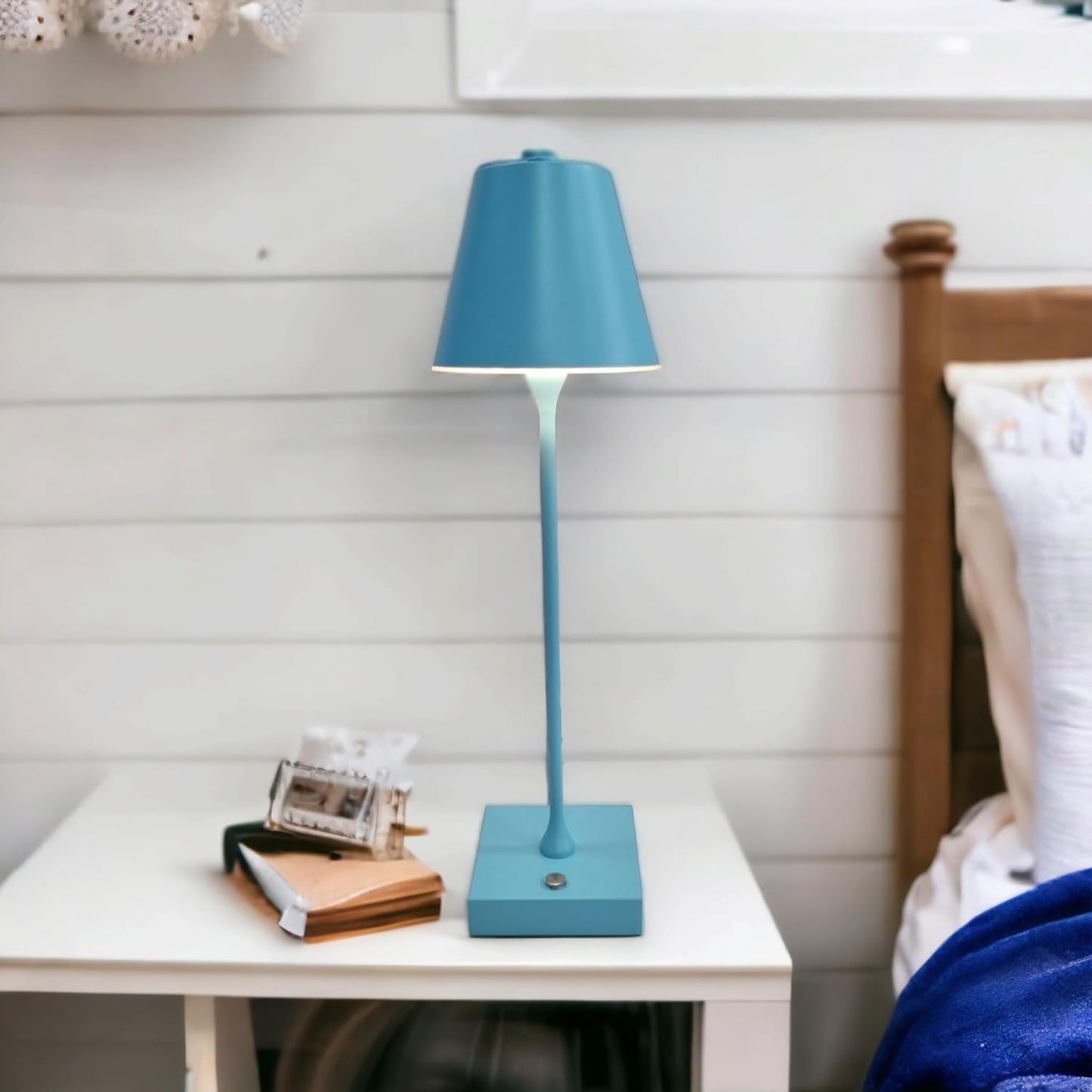 Lampada led da tavolo touch con batteria ricaricabile usb con 3 tonalità di colore dimmerabile Celeste