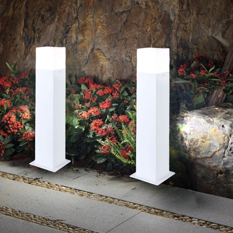Luci da giardino a palo Design Moderno IP44 Lampione per lampadine a led max 12W non incluse Ideali per Illuminare Vialetti e Percorsi Pedonali Esterni