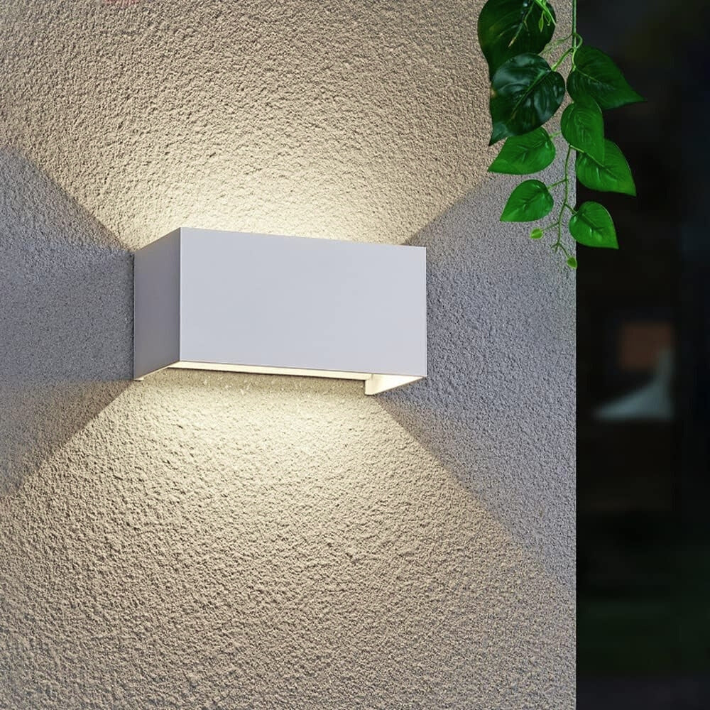 Applique Bianco a LED da Esterno e Interno 24W, Fascio Luminoso Regolabile, 2000 Lumen, IP65 Impermeabile, Lampada da Parete in Alluminio, per Giardino, Balcone, Terrazza