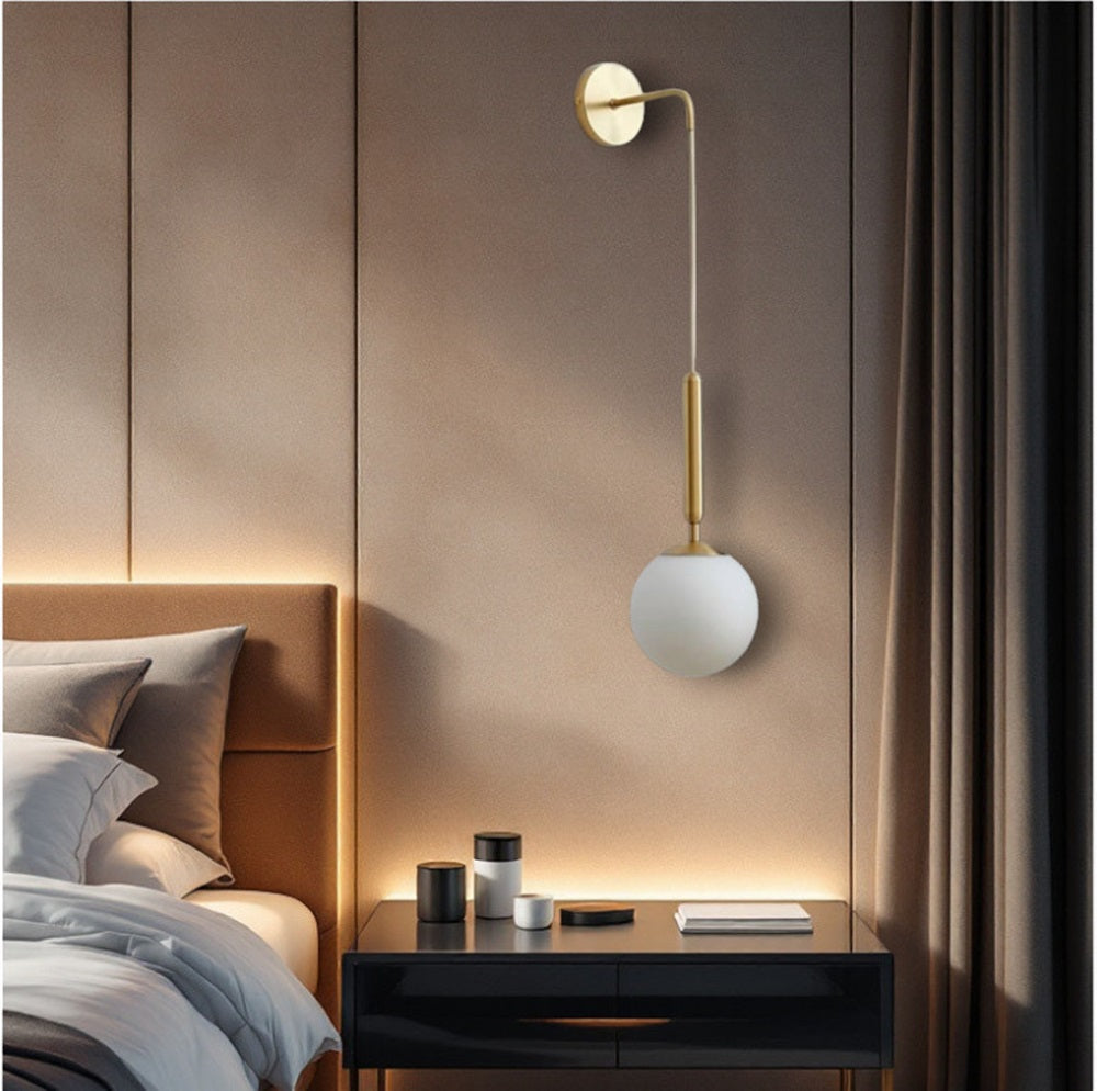 Applique Lampada da Parete Oro con Sfera Acrilico Attacco G9, Design Minimalista, Regolabile, in Metallo, Elegante per Camera, Soggiorno e Corridoio