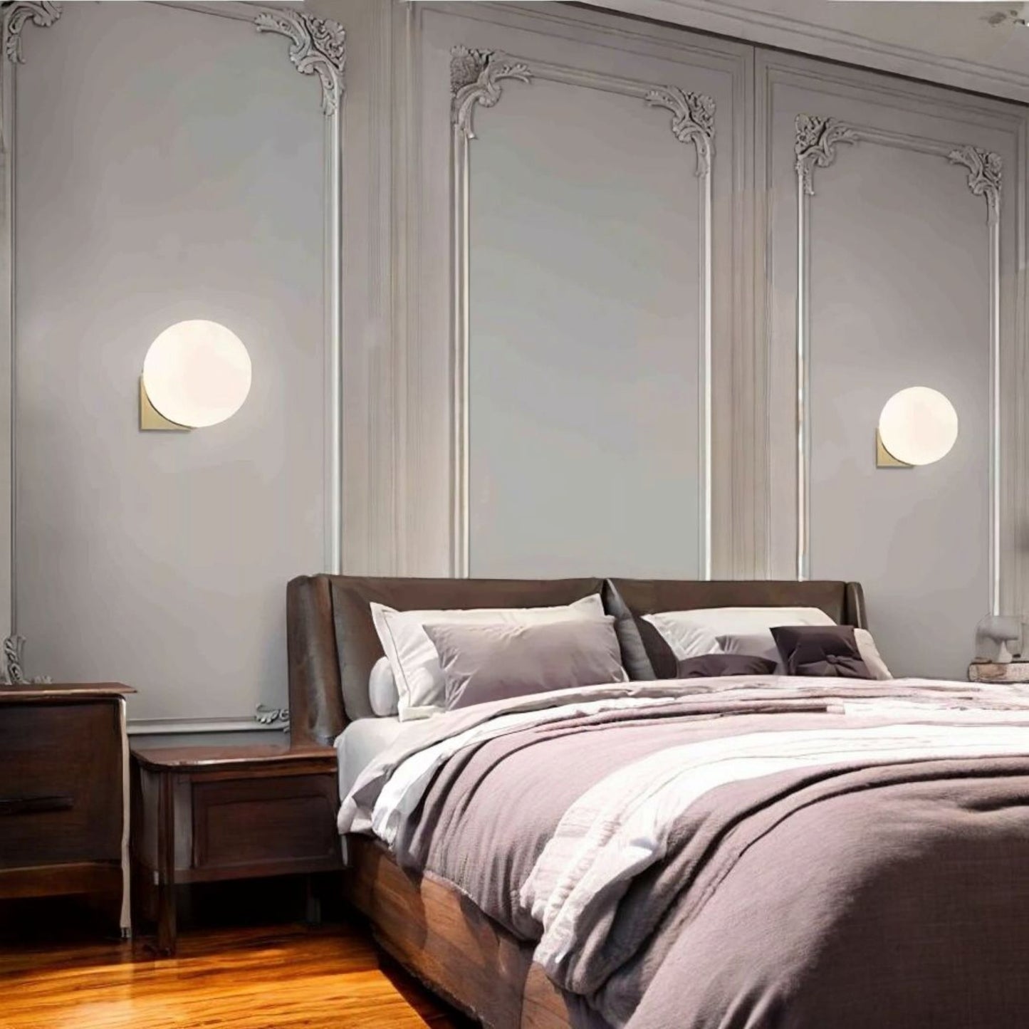 Applique Lampada da Parete con Sfera Bianca opaca Struttura in Metallo, Attacco G9, Design Moderno e Raffinato per Soggiorno, Camera da Letto e Corridoio