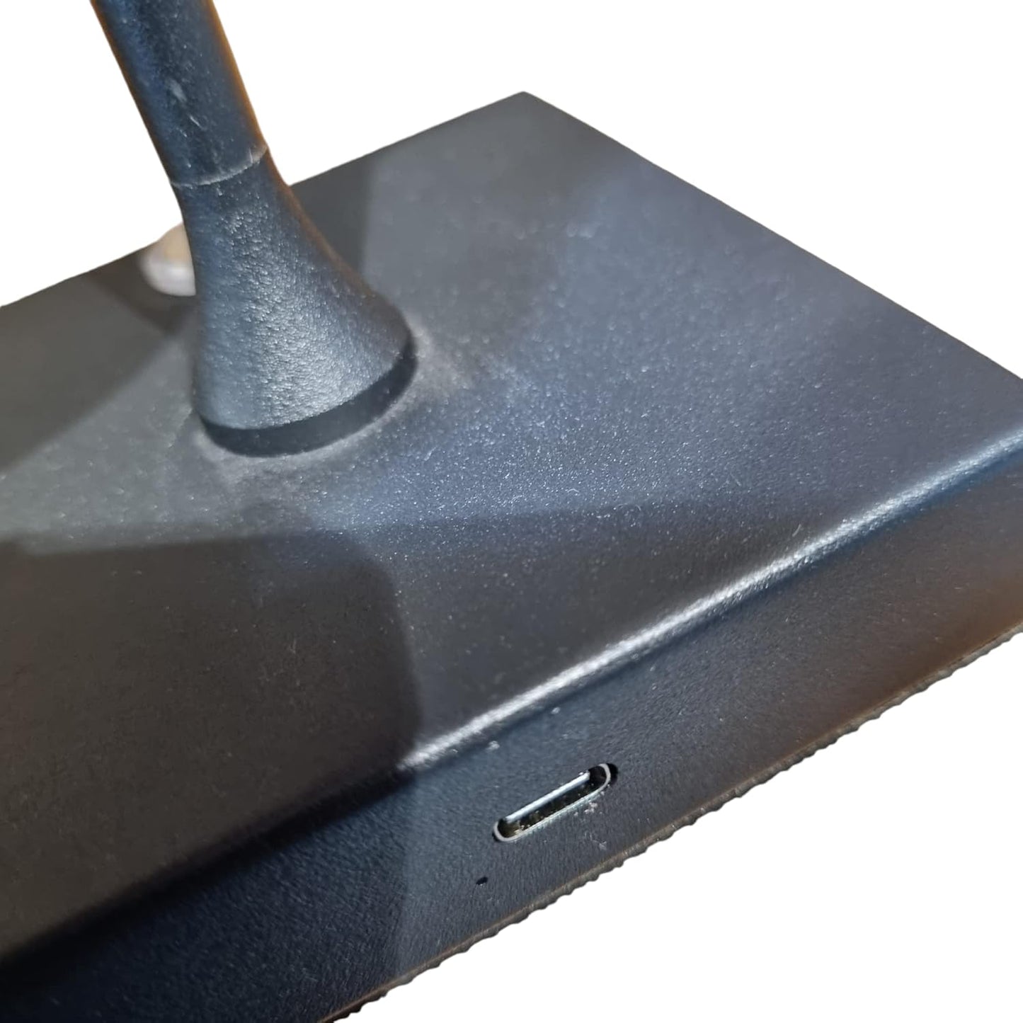 Lampada led da tavolo touch con batteria ricaricabile usb con 3 tonalità di colore dimmerabile Nera