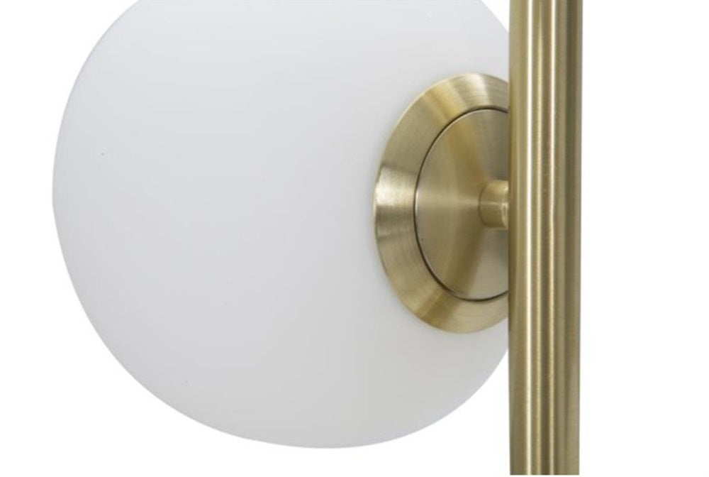 Lampada da Tavolo Minimalista con 3 Sfere in Vetro Bianco opalino Design Elegante per Illuminare e Decorare Spazi Interni Adatta a Comodini Scrivanie e Tavolini Altezza 61 cm