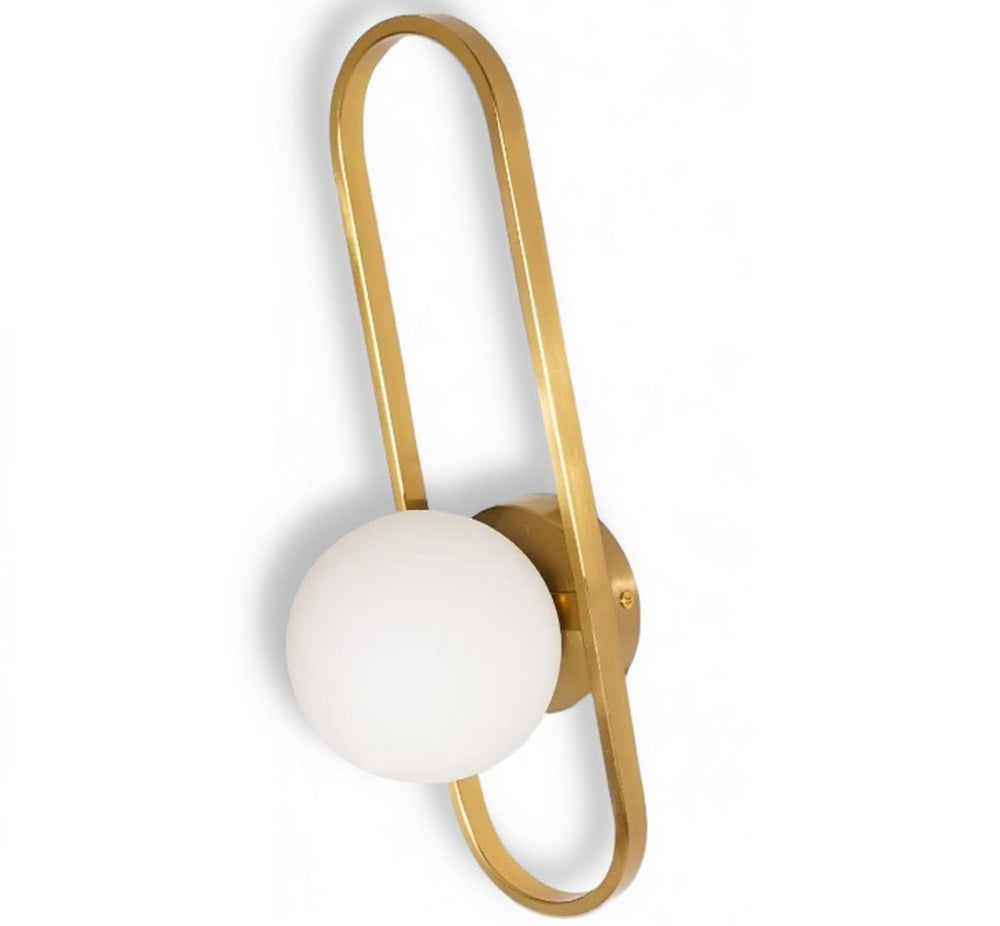 Applique da Parete Moderna, Struttura in Metallo Dorato con Globo di Vetro Opalino, Attacco per Lampadina G9 (Non Inclusa), Lampada da Muro per Soggiorno, Camera da Letto, Corridoio
