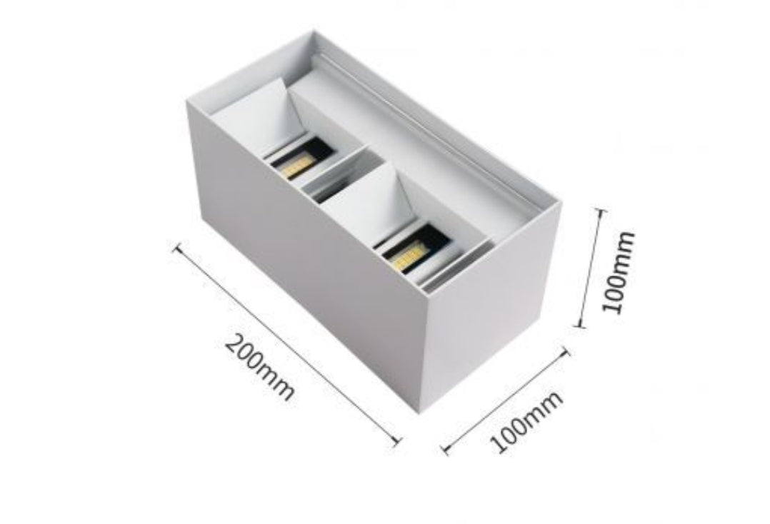 Applique Bianco a LED da Esterno e Interno 24W, Fascio Luminoso Regolabile, 2000 Lumen, IP65 Impermeabile, Lampada da Parete in Alluminio, per Giardino, Balcone, Terrazza