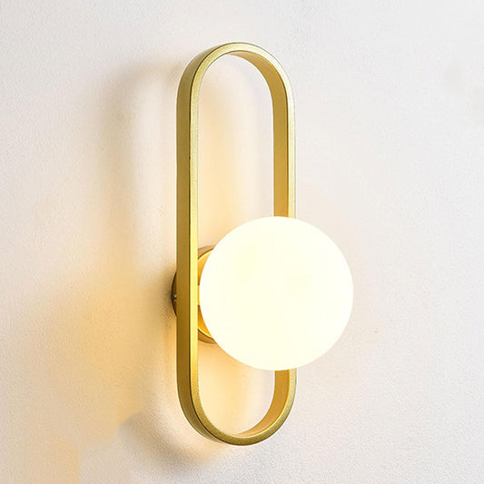Applique da Parete Moderna, Struttura in Metallo Dorato con Globo di Vetro Opalino, Attacco per Lampadina G9 (Non Inclusa), Lampada da Muro per Soggiorno, Camera da Letto, Corridoio