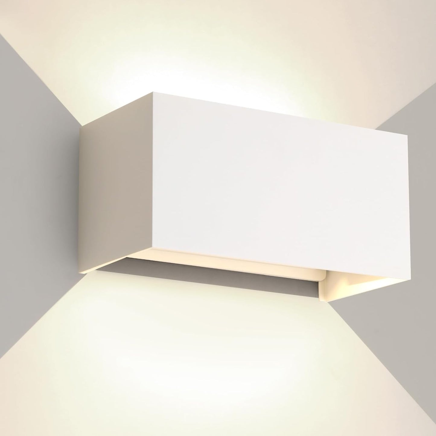 Applique Bianco a LED da Esterno e Interno 24W, Fascio Luminoso Regolabile, 2000 Lumen, IP65 Impermeabile, Lampada da Parete in Alluminio, per Giardino, Balcone, Terrazza