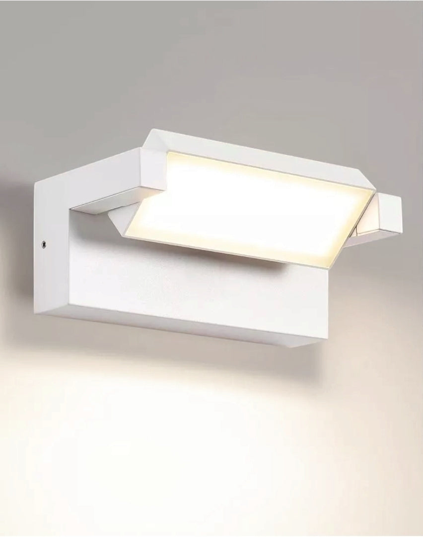Applique Bianco a LED da Esterno 21W IP65, Lampada a Parete Orientabile, 1800 Lumen, Alluminio e Vetro, CCT switch Luce calda, fredda, naturale