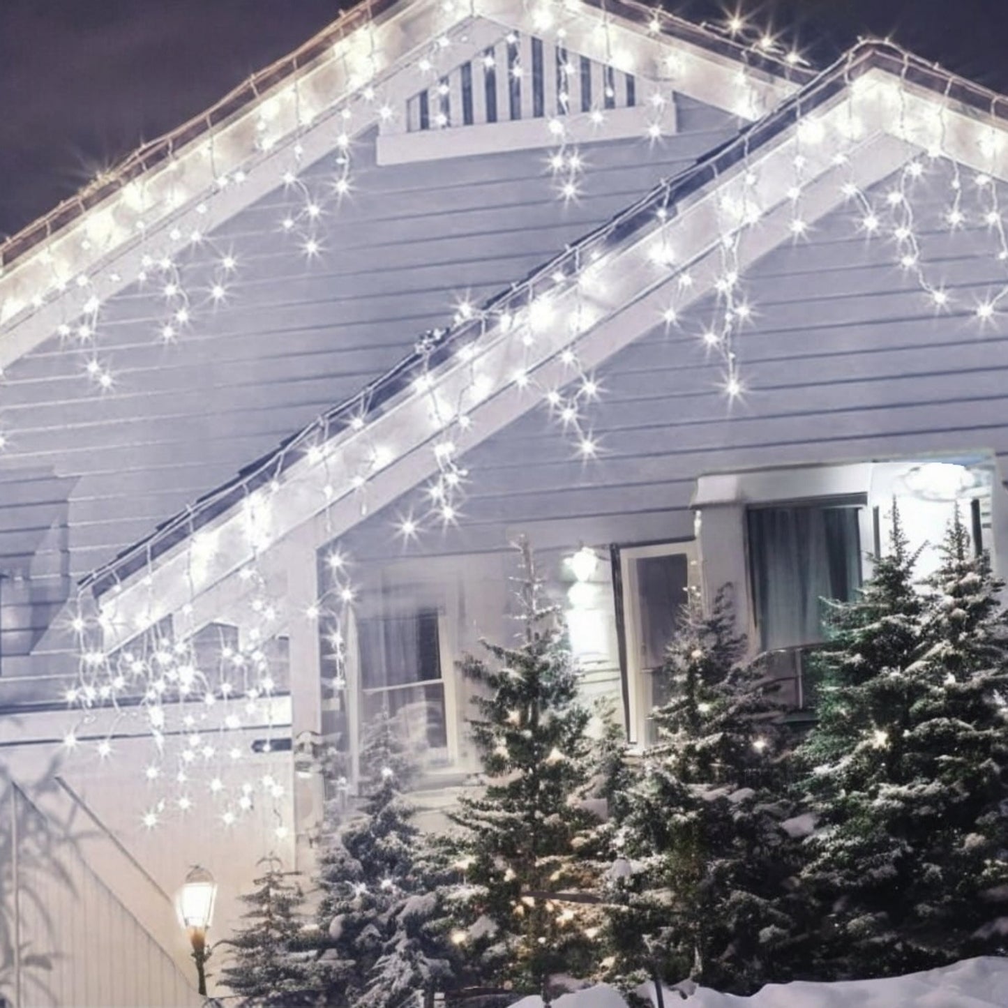 Tenda Luminosa Natalizia Stalattiti a LED 138 Luci Bianco freddo o Caldo + Flash Bianco Freddo per Interno ed Esterno IP44