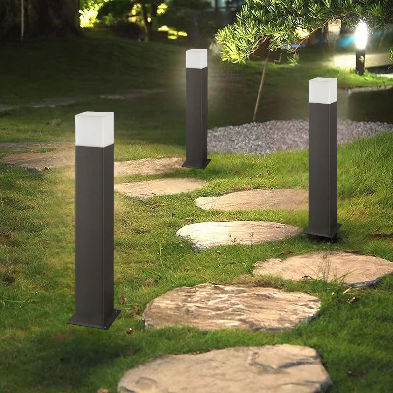 Luci da giardino a palo Design Moderno IP44 Lampione per lampadine a led max 12W non incluse Ideali per Illuminare Vialetti e Percorsi Pedonali Esterni