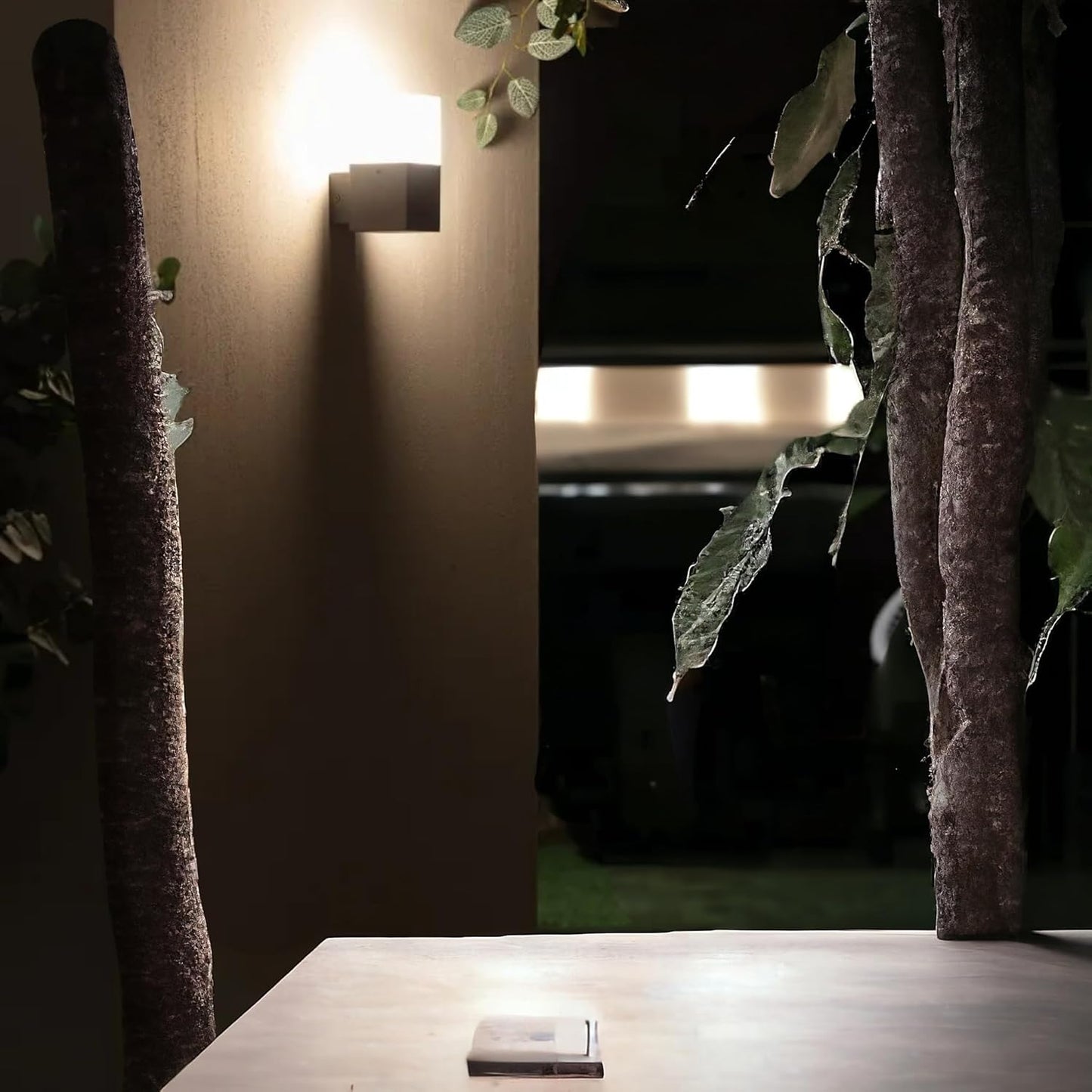 Applique da Esterno Nera E27 IP44 – Lampada da Parete Cubica in Alluminio per Giardino, Ingresso, Balcone – Bianco o Nero – Max 12W