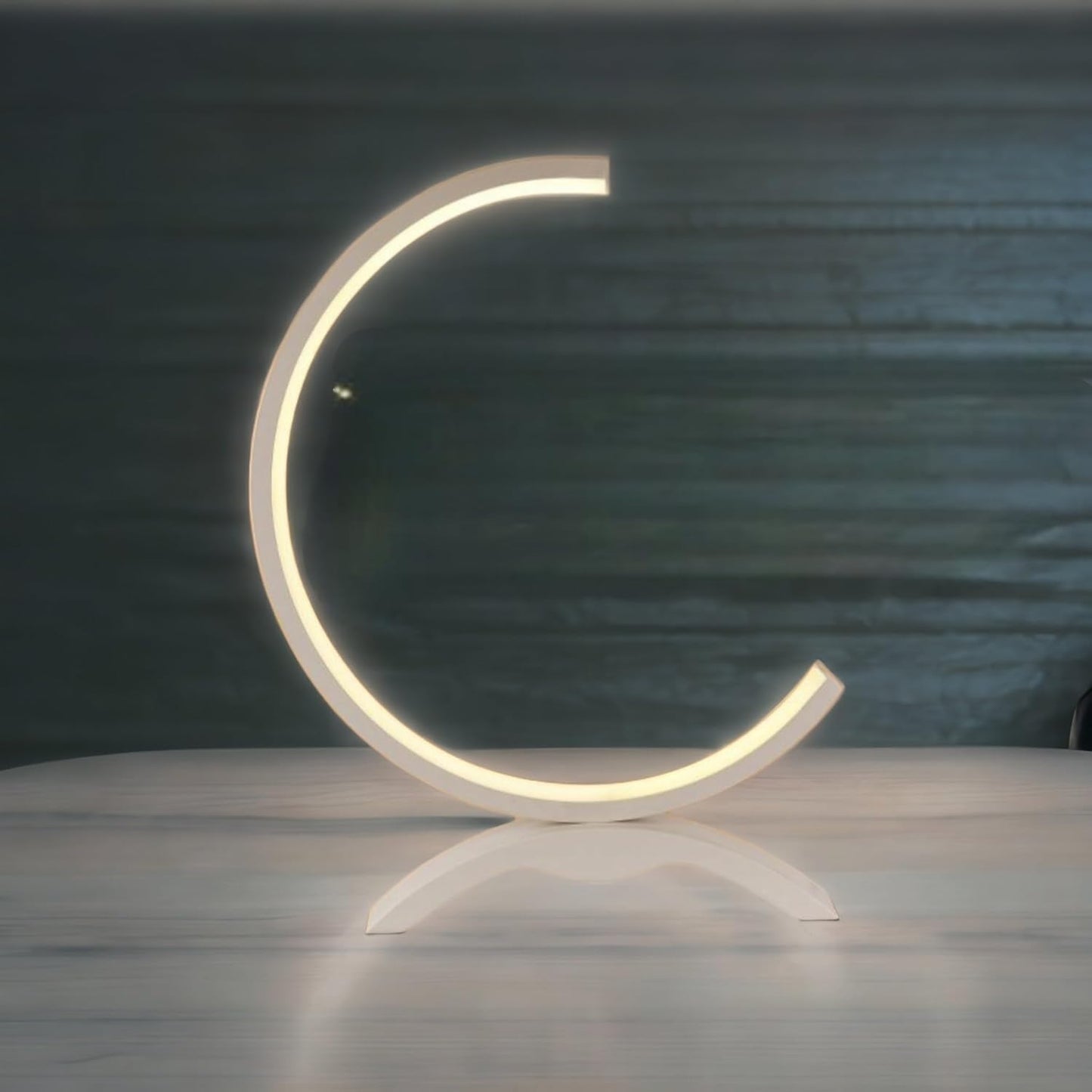 Lampada da tavolo moderna a led abat jour da comodino a forma di mezzaluna 9 watt Luce calda o naturale