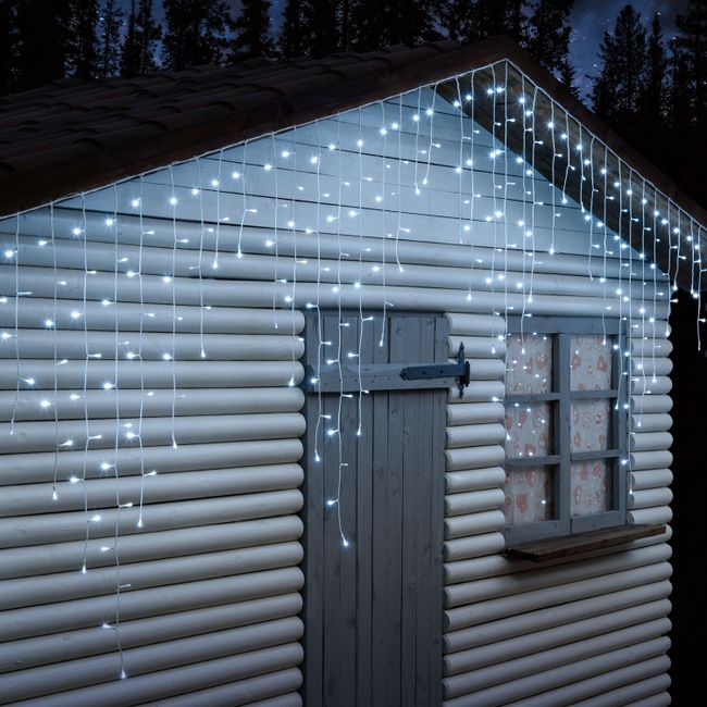 Tenda Luminosa Natalizia Stalattiti a LED 138 Luci Bianco freddo o Caldo + Flash Bianco Freddo per Interno ed Esterno IP44