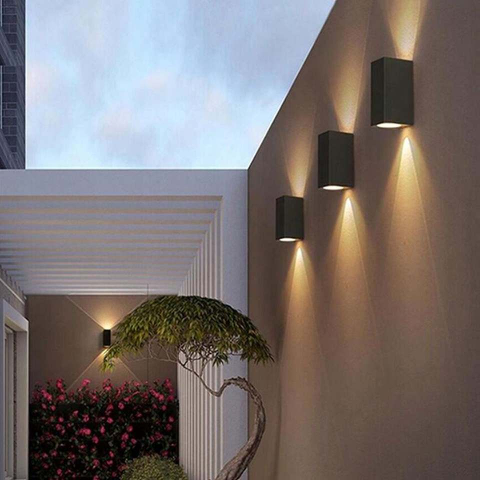 Applique da esterno ip65 lampada a parete moderna doppia luce con attacco gu10 biemissione per giardini terrazze balconi