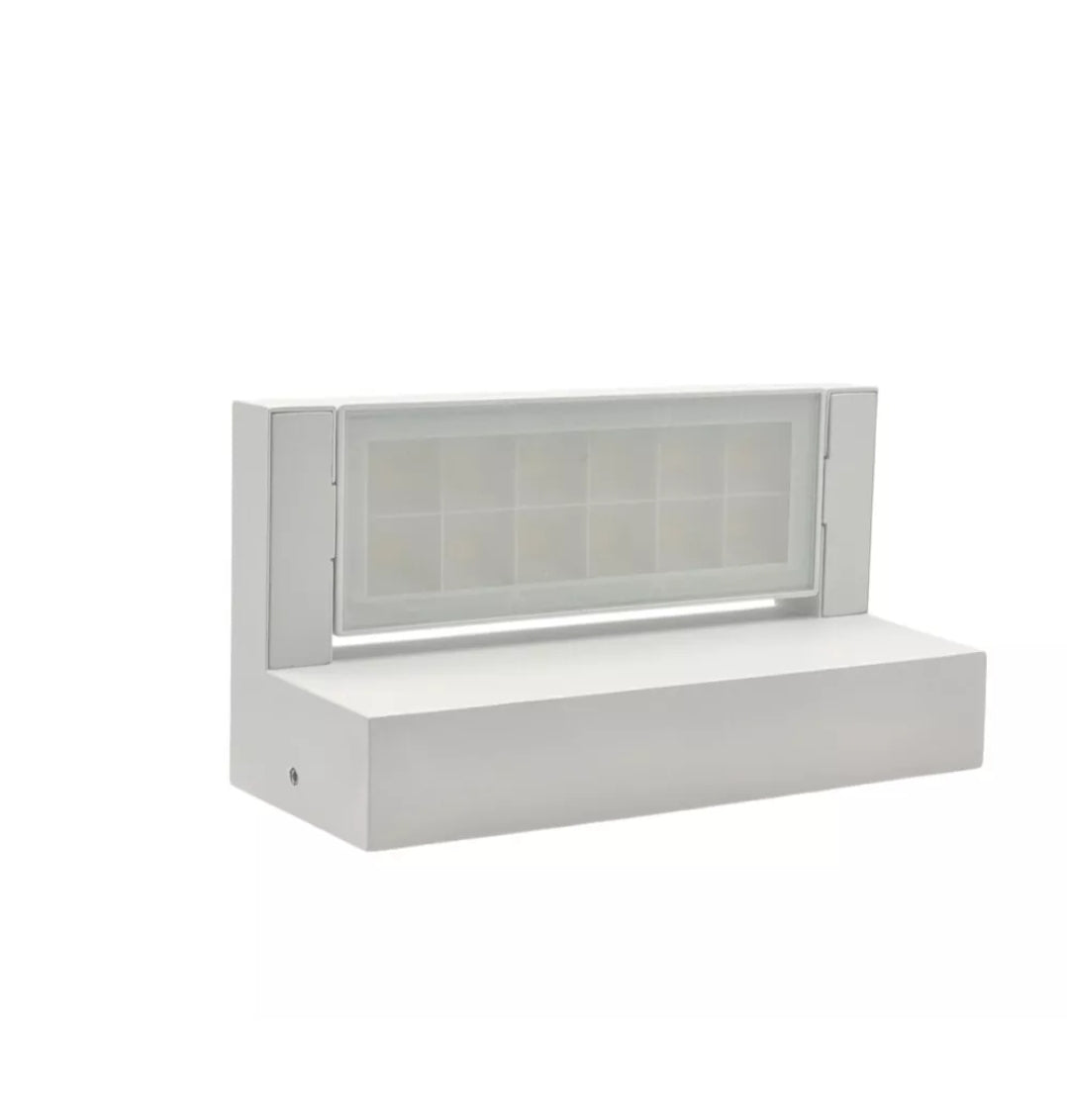 Applique Bianco a LED da Esterno 21W IP65, Lampada a Parete Orientabile, 1800 Lumen, Alluminio e Vetro, CCT switch Luce calda, fredda, naturale