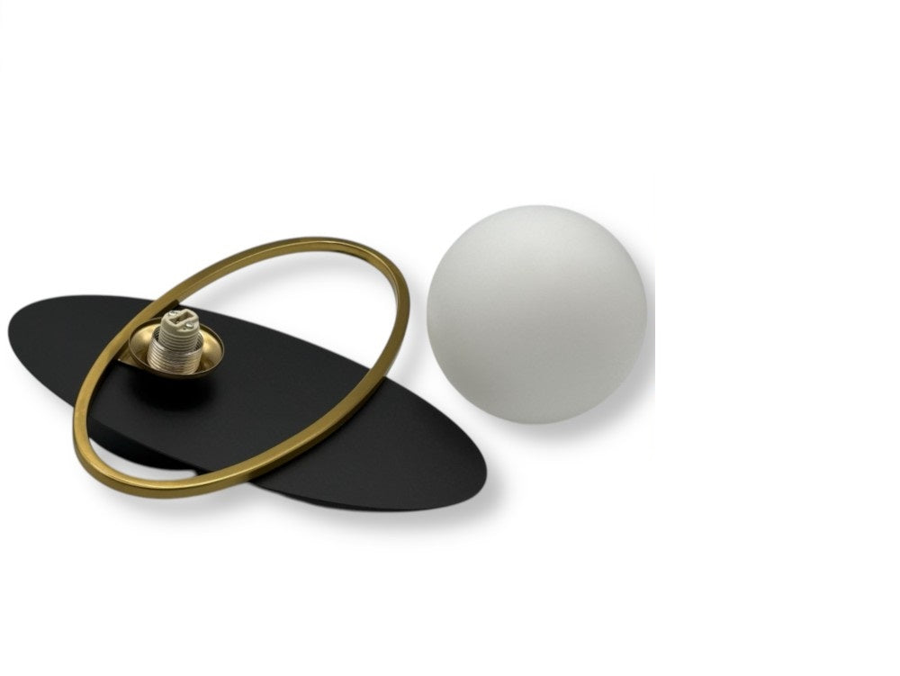 Applique LED da Parete con Attacco G9, Design Minimal, Metallo Nero e Oro, Sfera Acrilica Bianca opalina, Ideale per Camera da Letto, Soggiorno, Corridoio