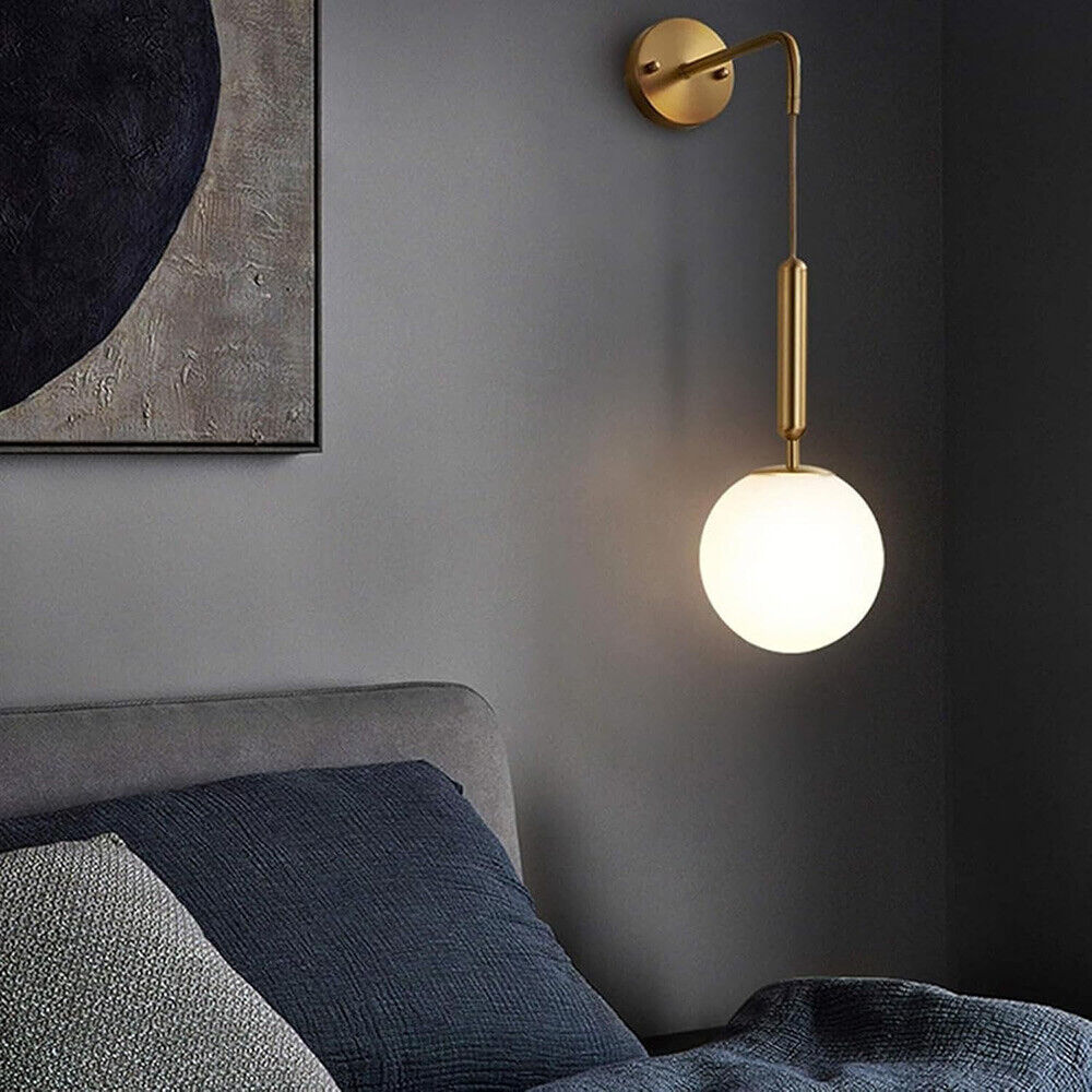 Applique Lampada da Parete Oro con Sfera Acrilico Attacco G9, Design Minimalista, Regolabile, in Metallo, Elegante per Camera, Soggiorno e Corridoio
